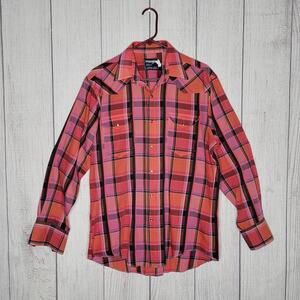 Vintage 90s Wrangler Pearl Snap Long Sleeve Button Down, size 16-34
